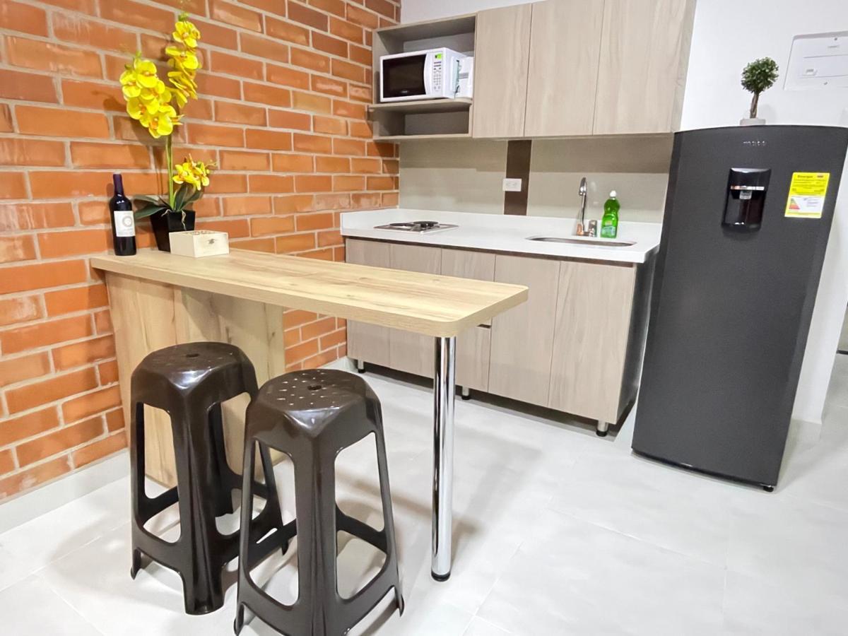 Apartamento En Laurels Medellín Esterno foto