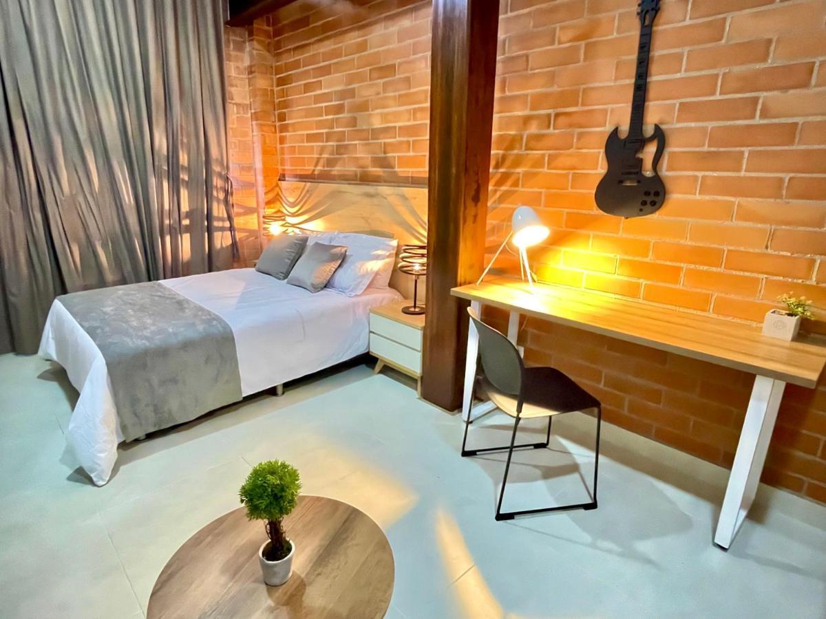 Apartamento En Laurels Medellín Esterno foto